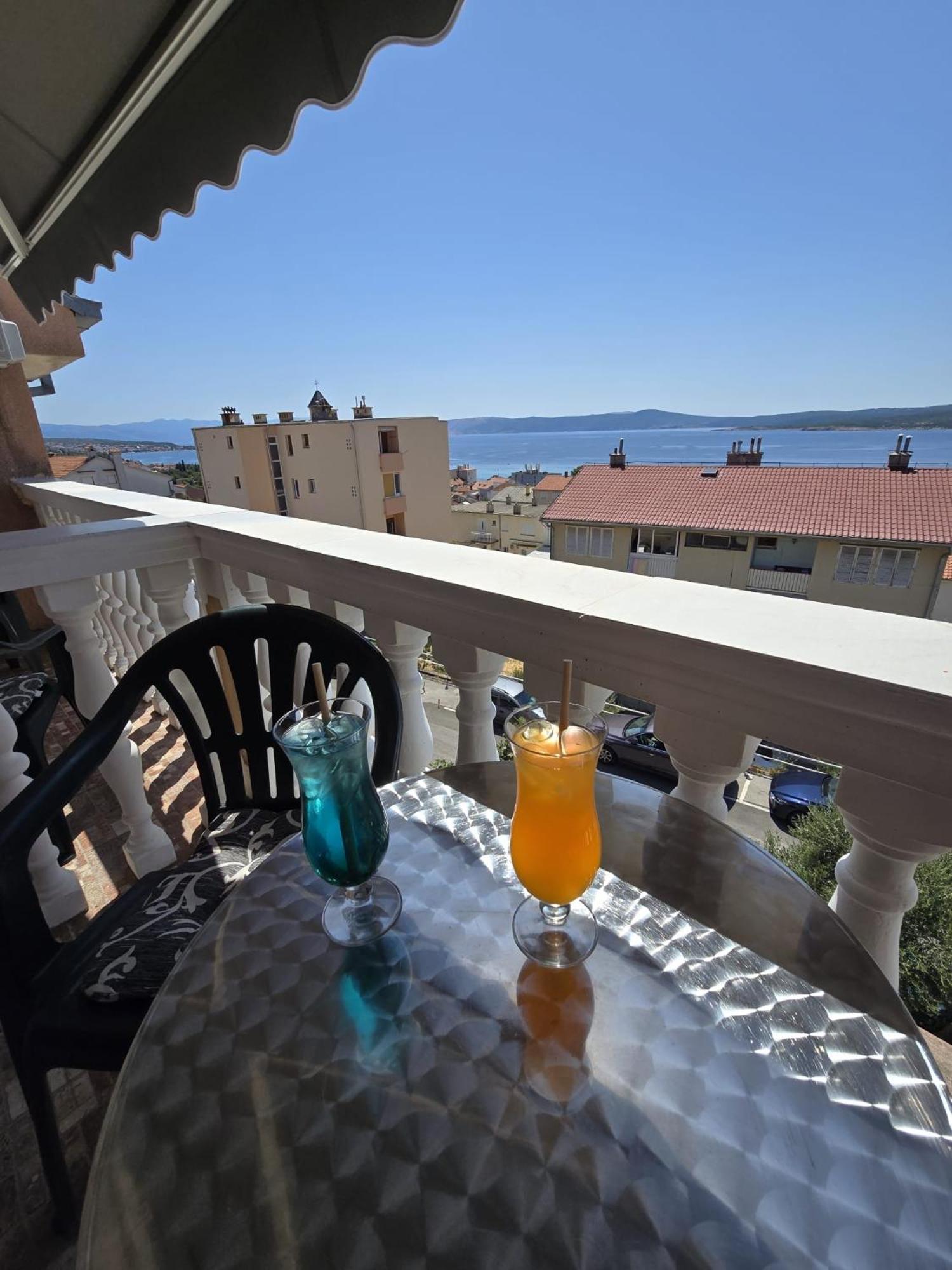 Guest House Berto Crikvenica Exterior photo